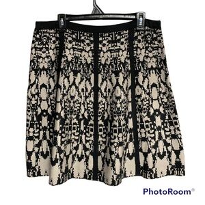Cupio XL black/taupe stretchy skirt no buttons or zippers NWT